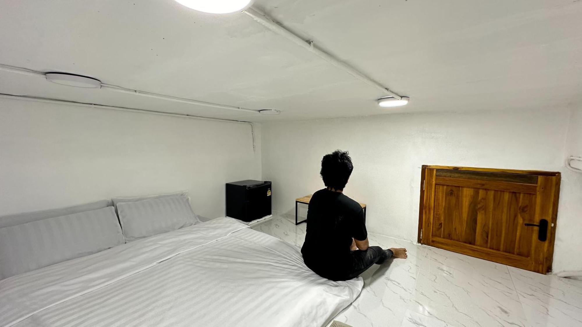 Megun Capsule 150 Cm Apartment Bangkok Exterior photo